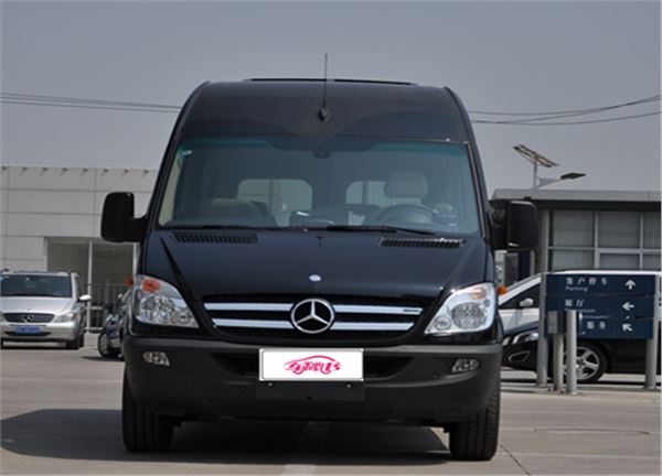 奔驰凌特商务车-19座