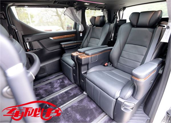 丰田埃尔法商务车（新款）-7座
