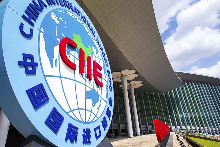 2019中国上海进博会倒计时中，车秘书租车邀您一同前往！